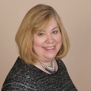 Meet your Posher, Julie